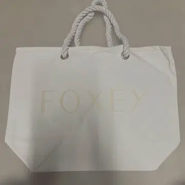 미사용 새상품 FOXEY 베이지 토트백