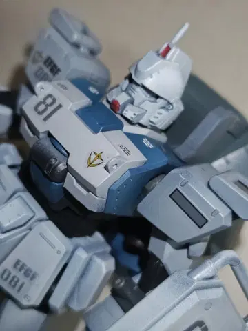 HG-건담 Ez8 전체 페인팅 완성품