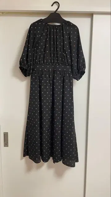 DRESSTERIOR 벌룬 슬리브 원피스
