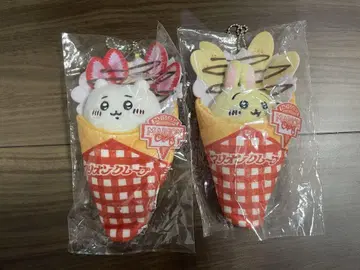 파쿠토 마리온 크레이프 치이카와 (먼작귀) 앉은 봉제 인형