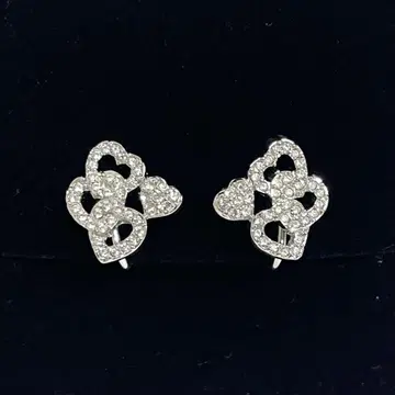 SWAROVSKI 스와로브스키 하트 큐빅 귀찌 새상품급
