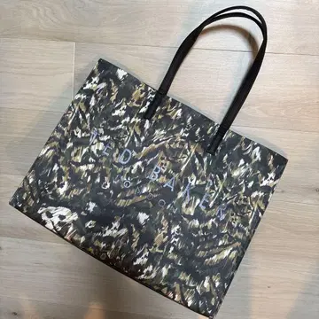 Ted Baker 카모플라주 토트백