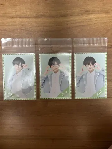 #라부시쿠 료 브로마이드