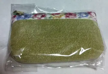올리브 그린 꽃무늬 파우치 페이러