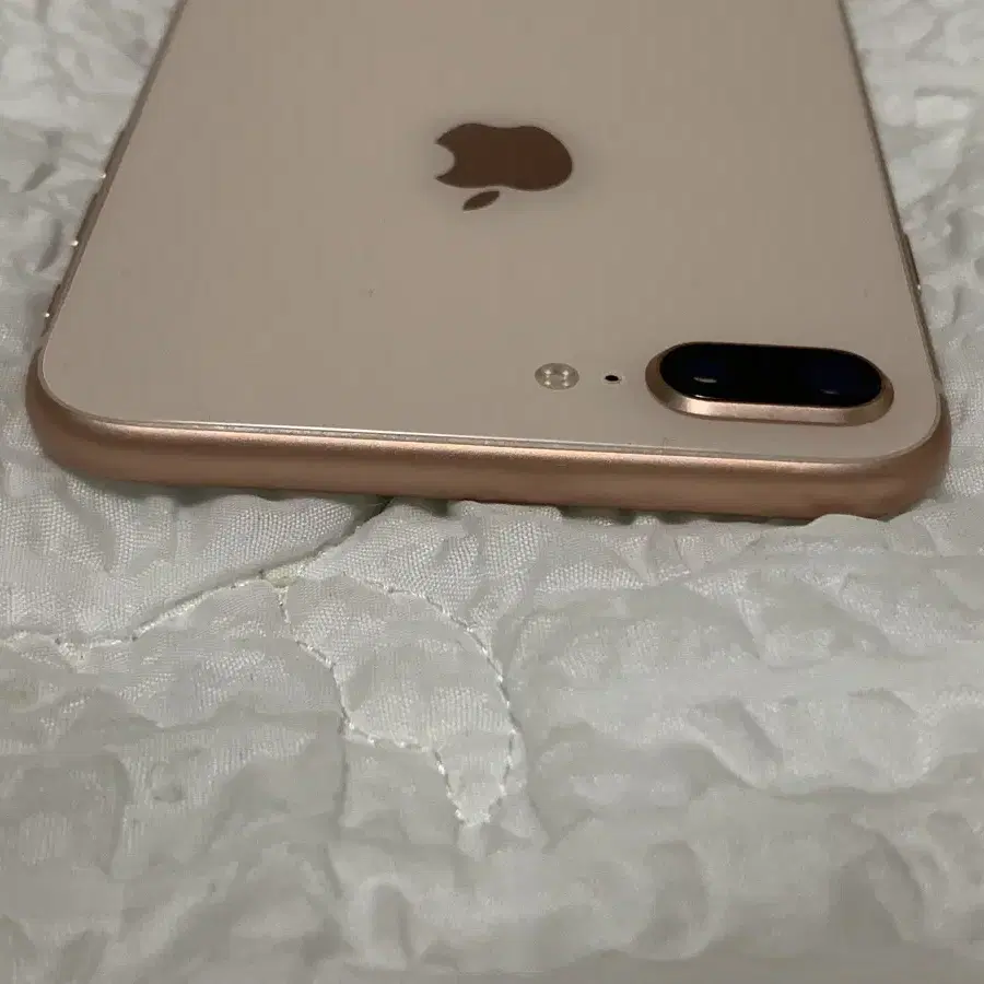APPLE | 애플 iPhone 8 Plus 64GB Gold on Bunjang Global Site.