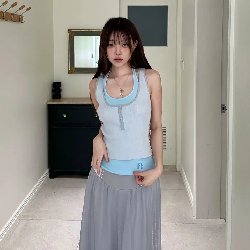 [NEWALRIN] ★ Jenny cubic chiffon long skirt New Earlene Jenny cubic chiffon long skirt, sleeveless top