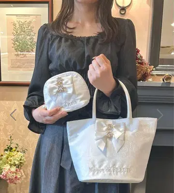 Maison de FLEUR 웨딩 토트 백 비쥬 화이트