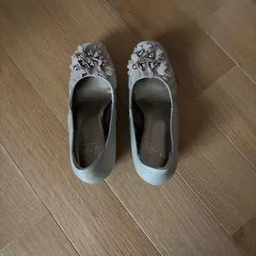 세련된 신발