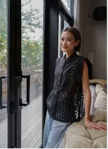 ELLIE 엘리 레이스 셔츠 yori machatt 지프 소피아