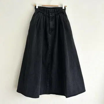 투모로우랜드 Edition 코튼 데님 플레어 스커트