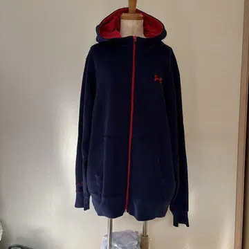 Under Armour 네이비/레드 풀 집업 후드티