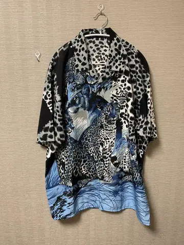 SUPER COOL 레오파드 무늬 반팔 셔츠
