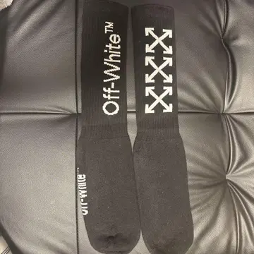 Off-White 블랙 삭스