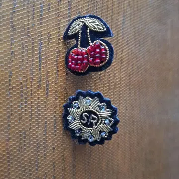 새상품! SONIA RYKIEL 빈티지 핑 브로치 2개 세트