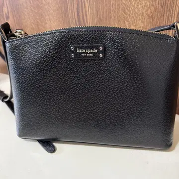 kate spade 블랙 가죽 숄더백