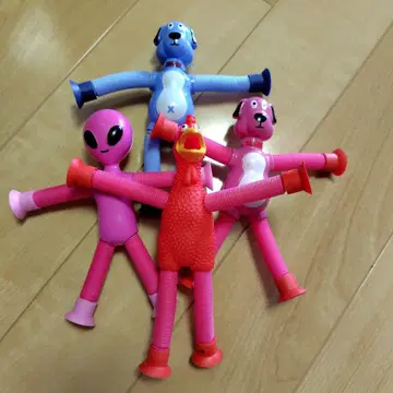 컬러풀한 봉제 인형 세트