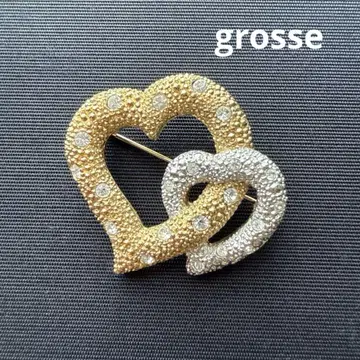 grosse 브로치