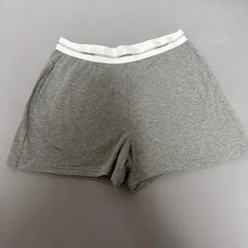 캘빈클라인 그레이 숏팬츠 M 사이즈