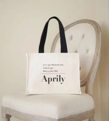 Aprily 로고 캠퍼스 토트백