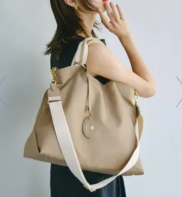 스트라이프 핸들 나일론 2way 토트 백 A4 대응 숄더