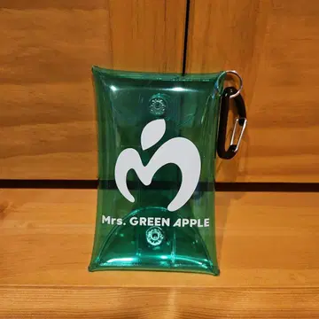 Mrs. GREEN APPLE 키링