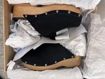 MINNETONKA/미네통카 태슬 사보 샌들 25cm
