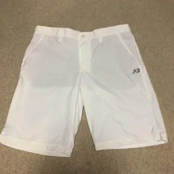 New Balance 골프 숏팬츠 사이즈 4 (M 사이즈 상당)