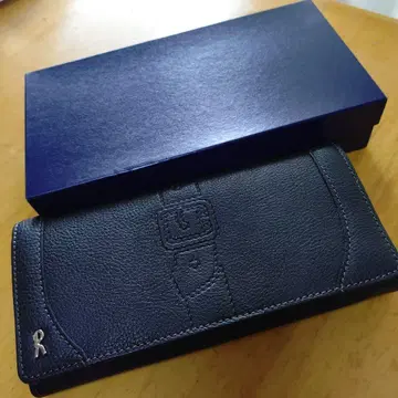 Roberta di Camerino 블랙 가죽 지갑, 박스 포함