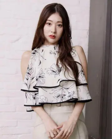 LIP SERVICE 레이어드 플라워 2way 블라우스