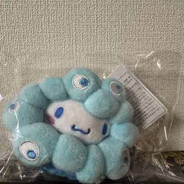 새상품 오사카 만박 미야쿠미야쿠 산리오 시나모롤 카라비너 키링