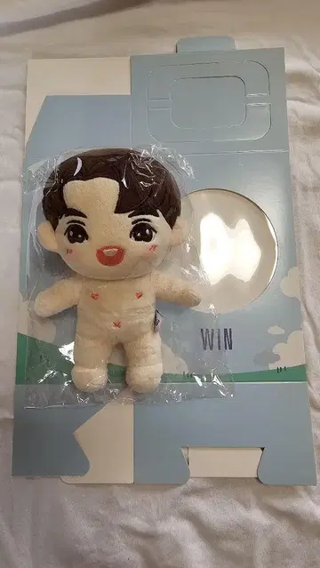 WIN 봉제 인형