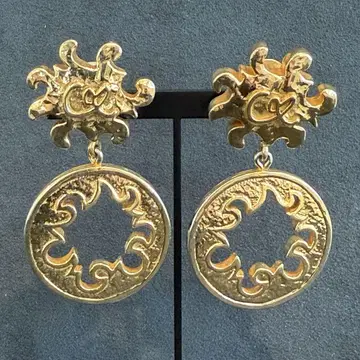 Christian Lacroix 빅 사이즈 태양 모티브 귀찌