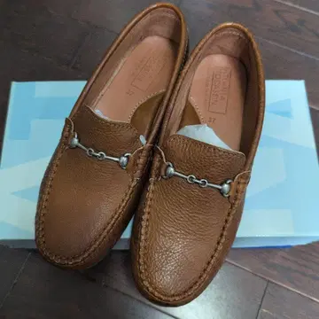 브라운 가죽 모카신 실버 장식