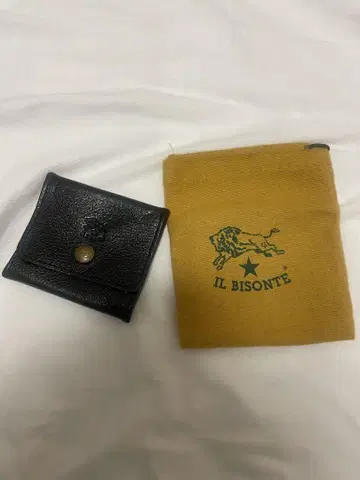 IL BISONTE 일비종떼 블랙 가죽 코인 케이스
