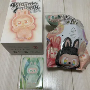 LABUBU the MONSTERS 에너지에 열중!