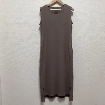 새상품급 스타일 델리 STYLE DELI 슬리브리스 리브 원피스 미모레