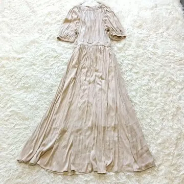 emmi 에미 백산 플레어 원피스 반팔 0