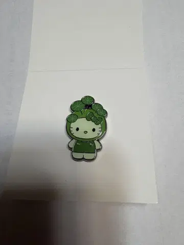 모키티 핀 배지 카사노리