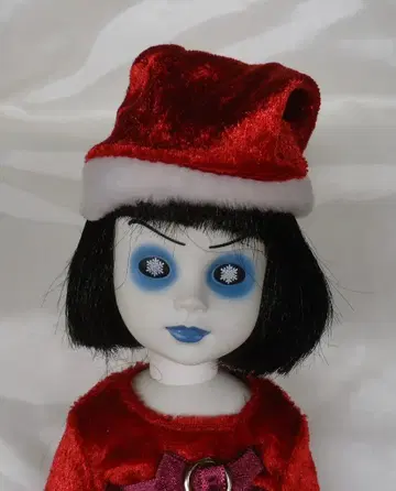 메즈코 리빙 데드 인형 Nohell Variant