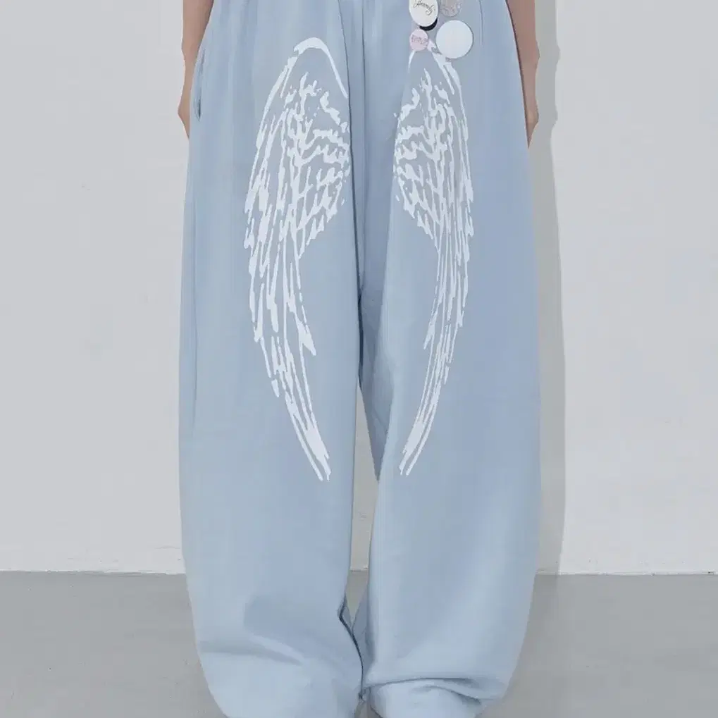 Fancy Club Dot Roll-Up Pants on Bunjang Global Site.