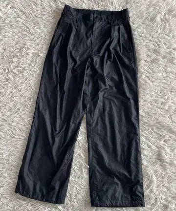 다이와 PIER39 TECH MIL OFFICER PANTS