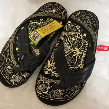 신상품 미사용 Island Slipper 하와이산 비치 샌들 블랙