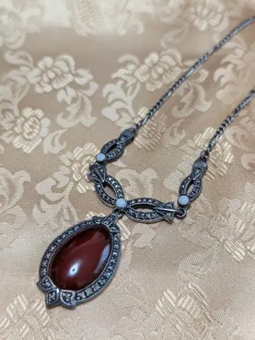 카넬리안 오팔 마카사이트 목걸이 앤티크풍