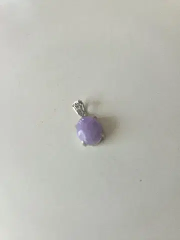 펜던트 헤드 라벤더 비취 탑