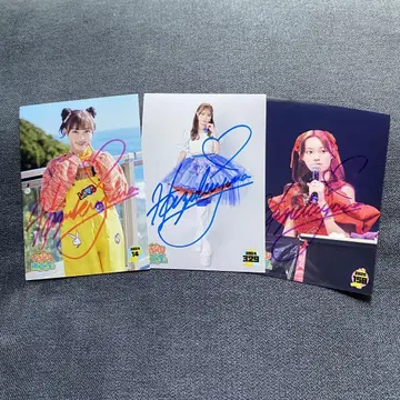 이긴나리 도호쿠산 하즈키 유이나 브로마이드 사인