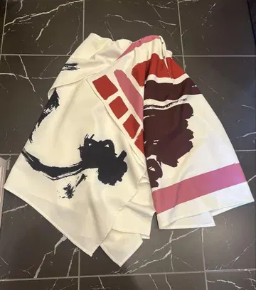 완전 최종 가격 아메리 DRAWING UNEVEN SKIRT 스커트 S
