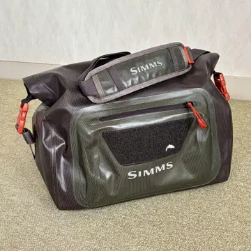 SIMMS 드라이 크릭 힙 팩