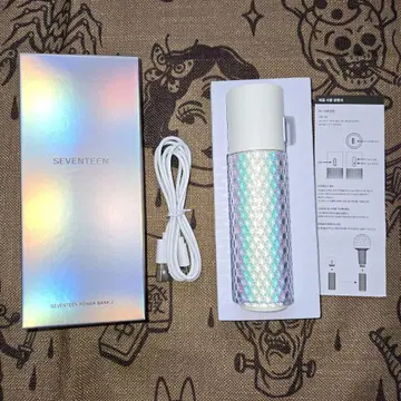 SEVENTEEN CARAT 막대용 파워뱅크 2