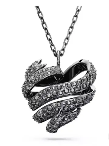 스와로브스키 Swarovski 블랙 하트 Volta 펜던트