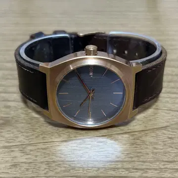NIXON(닉슨) TIME TELLER 로즈 골드 손목시계